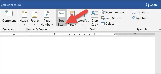 Cari menu “Insert” di bagian atas lalu klik “Text Box” dan tekan pada “Simple Teks Box”